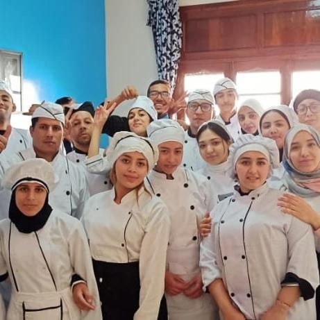 Hotel School Ersat أزرو المظهر الخارجي الصورة