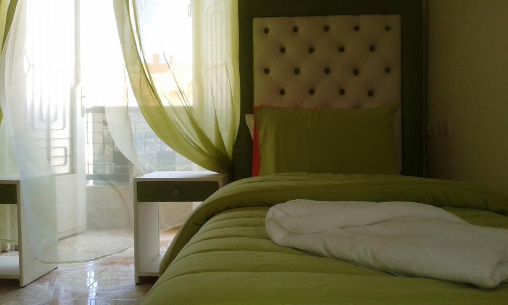 Hotel School Ersat أزرو المظهر الخارجي الصورة